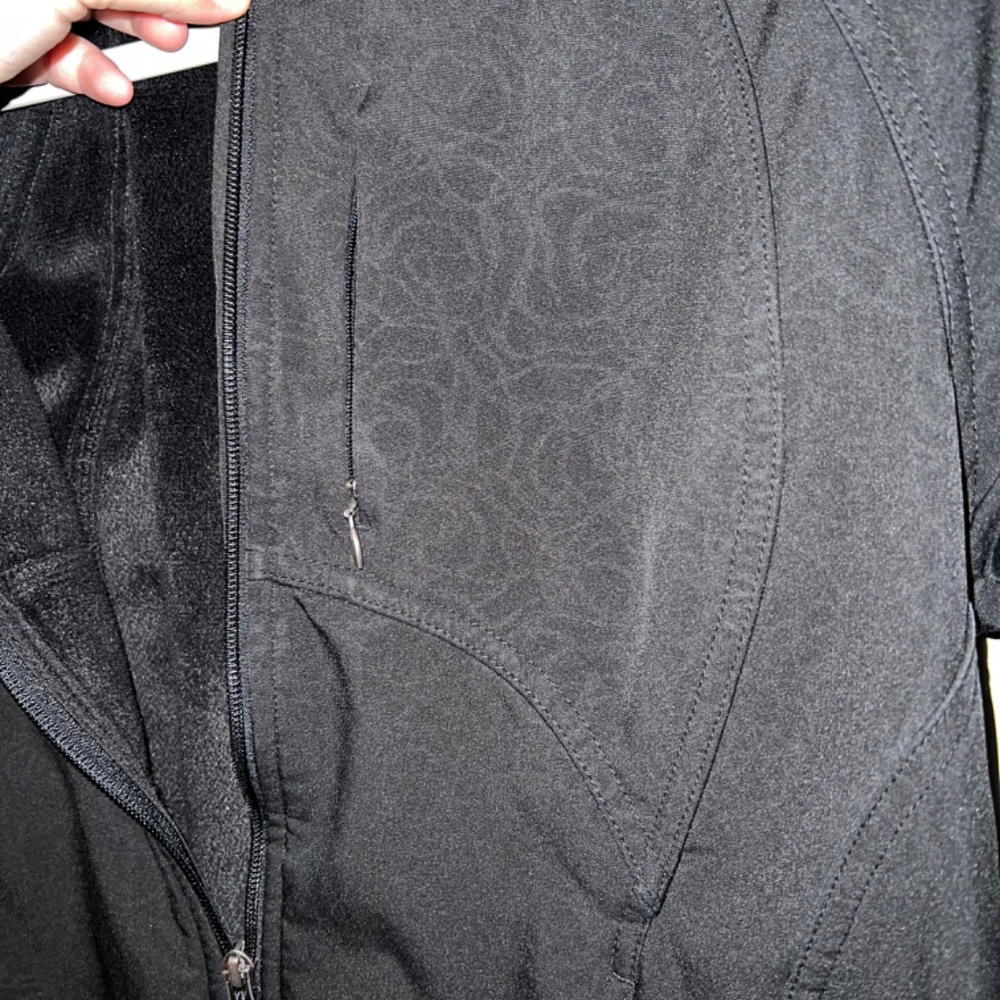 Double Diamond Softshell Jacket - image 4